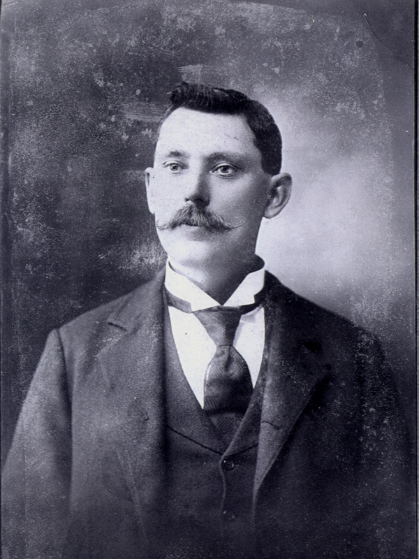 Wm. D. Russell Jr. (1864-1919)